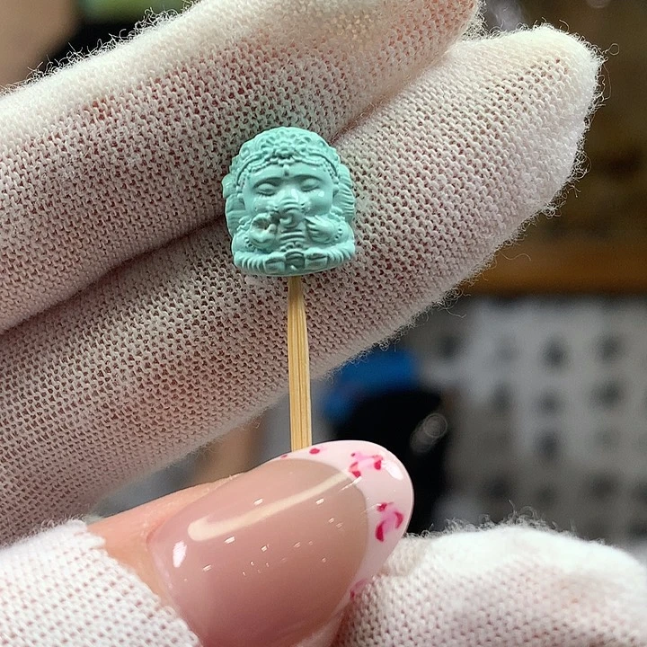 绿松石未镶嵌挂件