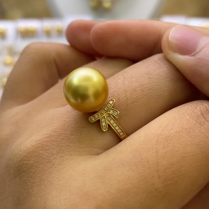 戒圈18K金镶嵌海水珍珠11.1mm