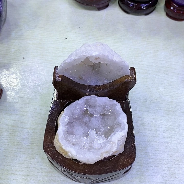 水晶大型摆件（非配饰）未镶嵌