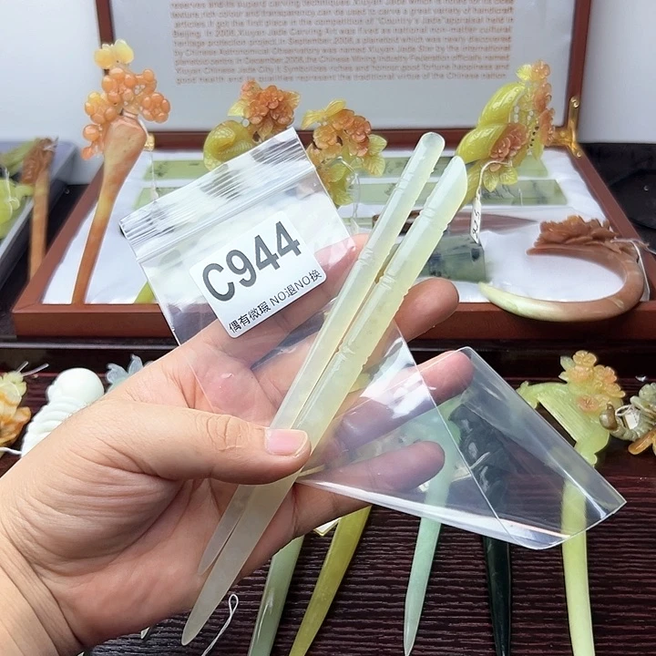 蛇纹石玉发饰合金阿****