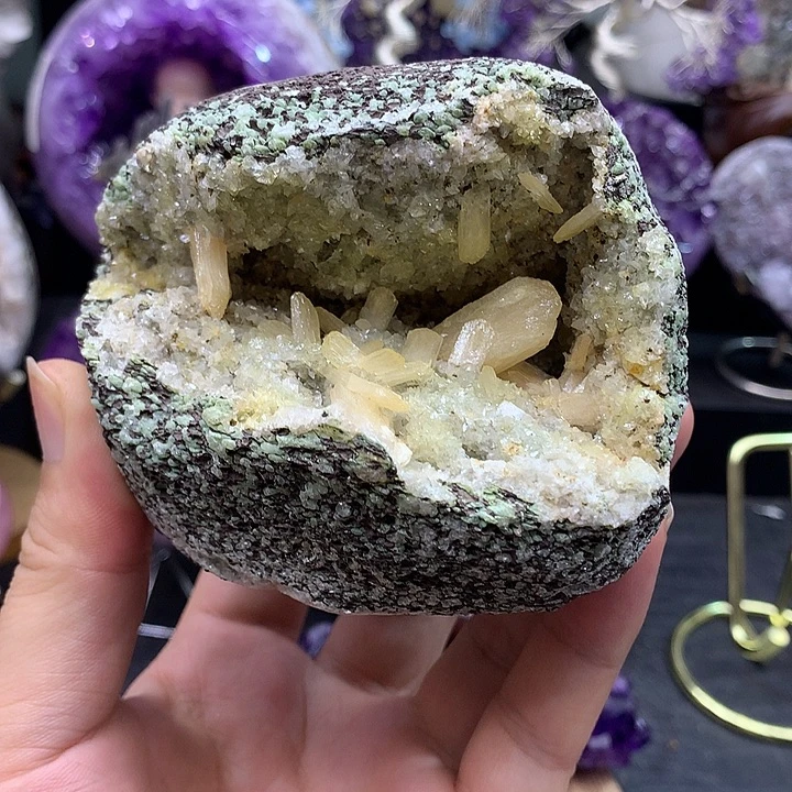 未镶嵌大型摆件（非配饰）紫晶