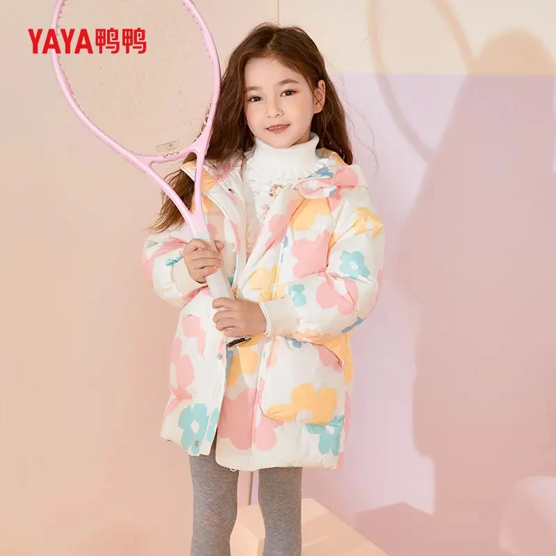 YAYA/鸭鸭儿童羽绒服女童冬季连帽加厚中长款保暖印花面包服童装