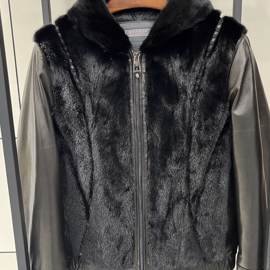 25098山羊半植糅水貂鹅绒服免烫连帽亮面常规磨毛皮衣秋冬男士