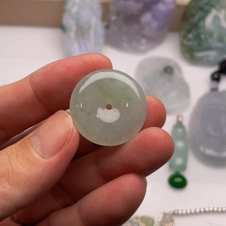 翡翠未镶嵌颈饰缅甸翡翠