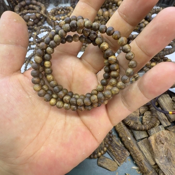 沉香碎屑沉香奇楠沉香金沙叶卡0.5单圈99沉2克+