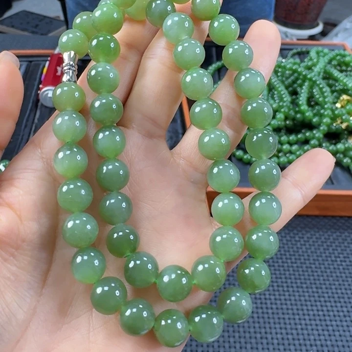 颈饰未镶嵌和田玉（碧玉）卡10