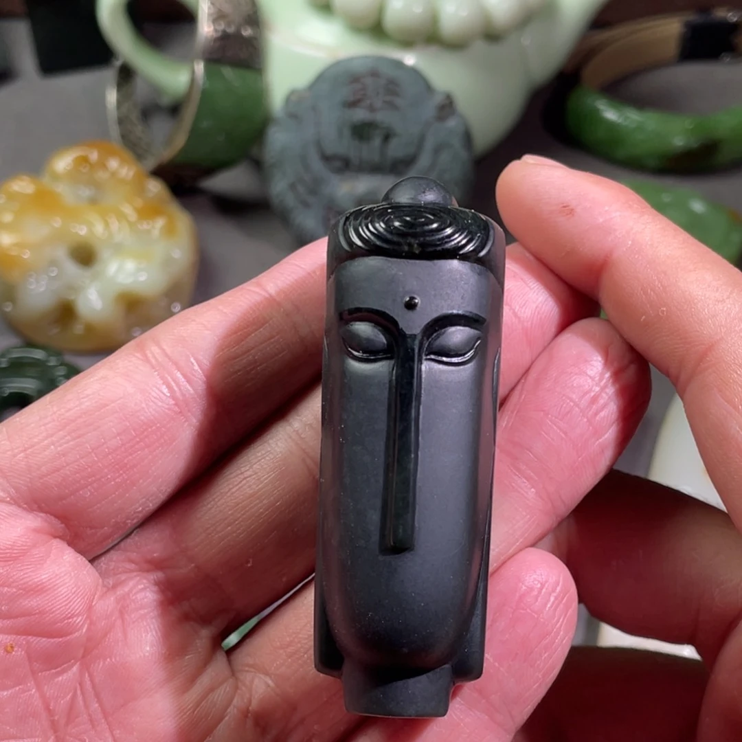 颈饰未镶嵌和田玉(**)