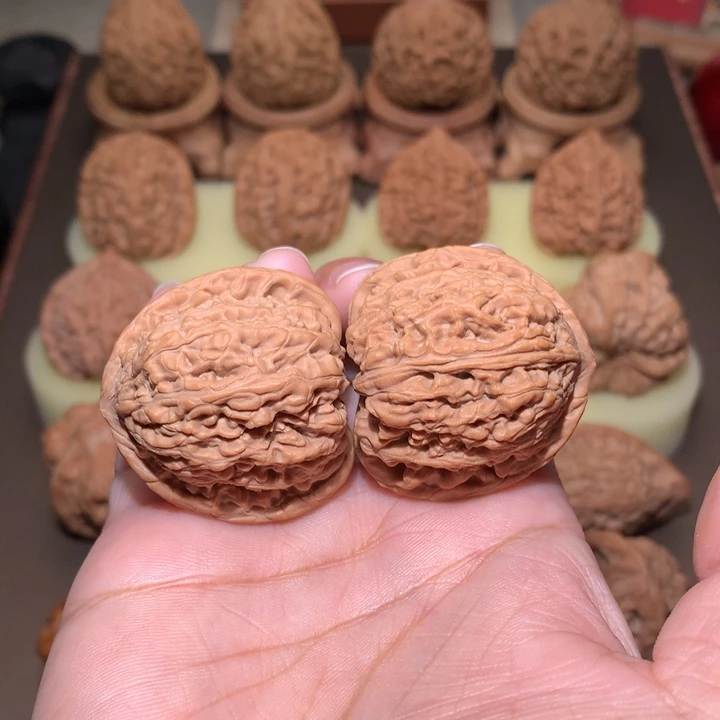 核桃文玩核桃把件承德密纹