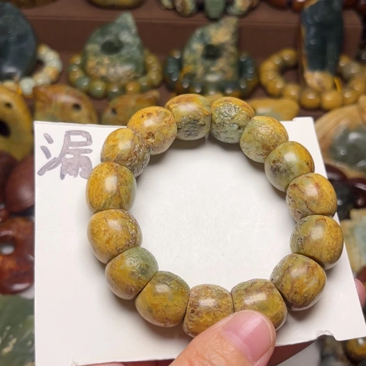 岫岩河磨玉（透闪石质玉）未镶嵌珠宝奇石