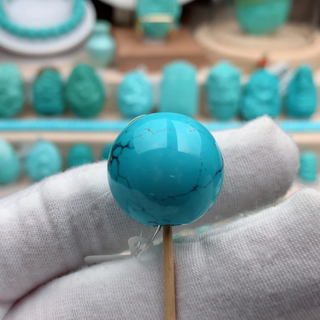 绿松石珠宝奇石未镶嵌重：13.7克