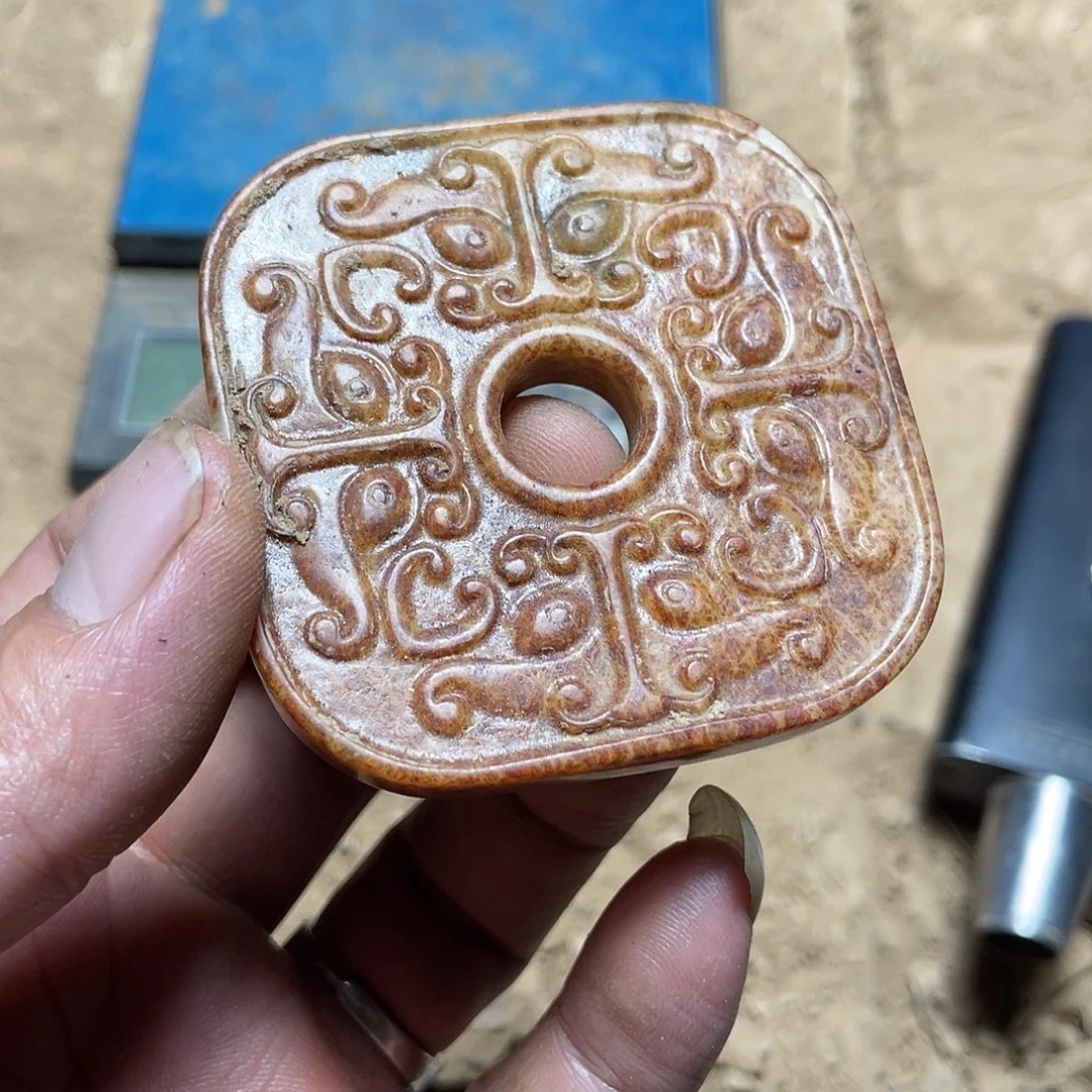 和田玉（糖玉）未镶嵌颈饰