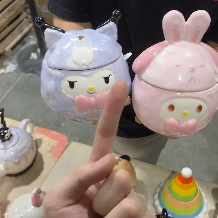我在外面吃饭呢啊我想吃东西