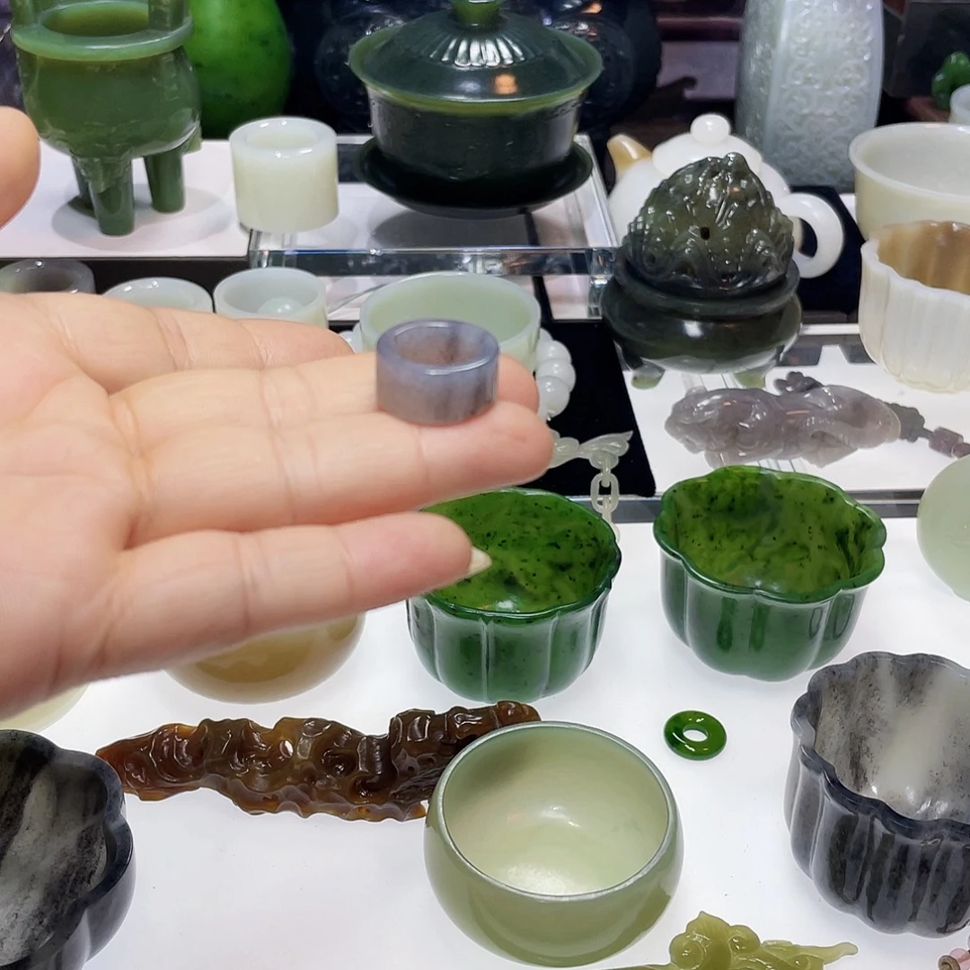 未镶嵌和田玉挂件