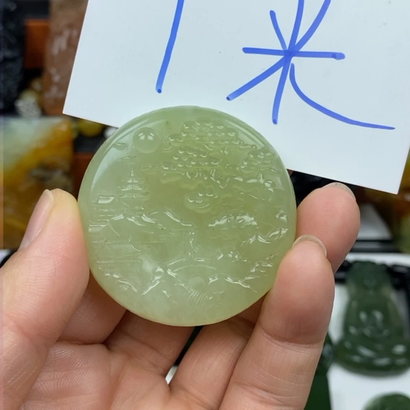 【闪购商品】蛇纹石玉未镶嵌颈饰坤**石