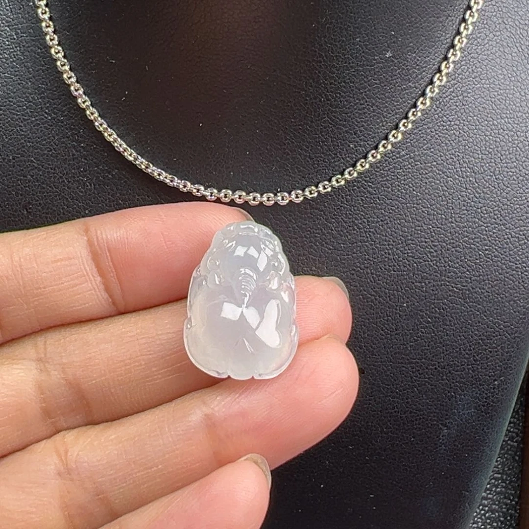 翡翠未镶嵌颈饰貔貅21.2