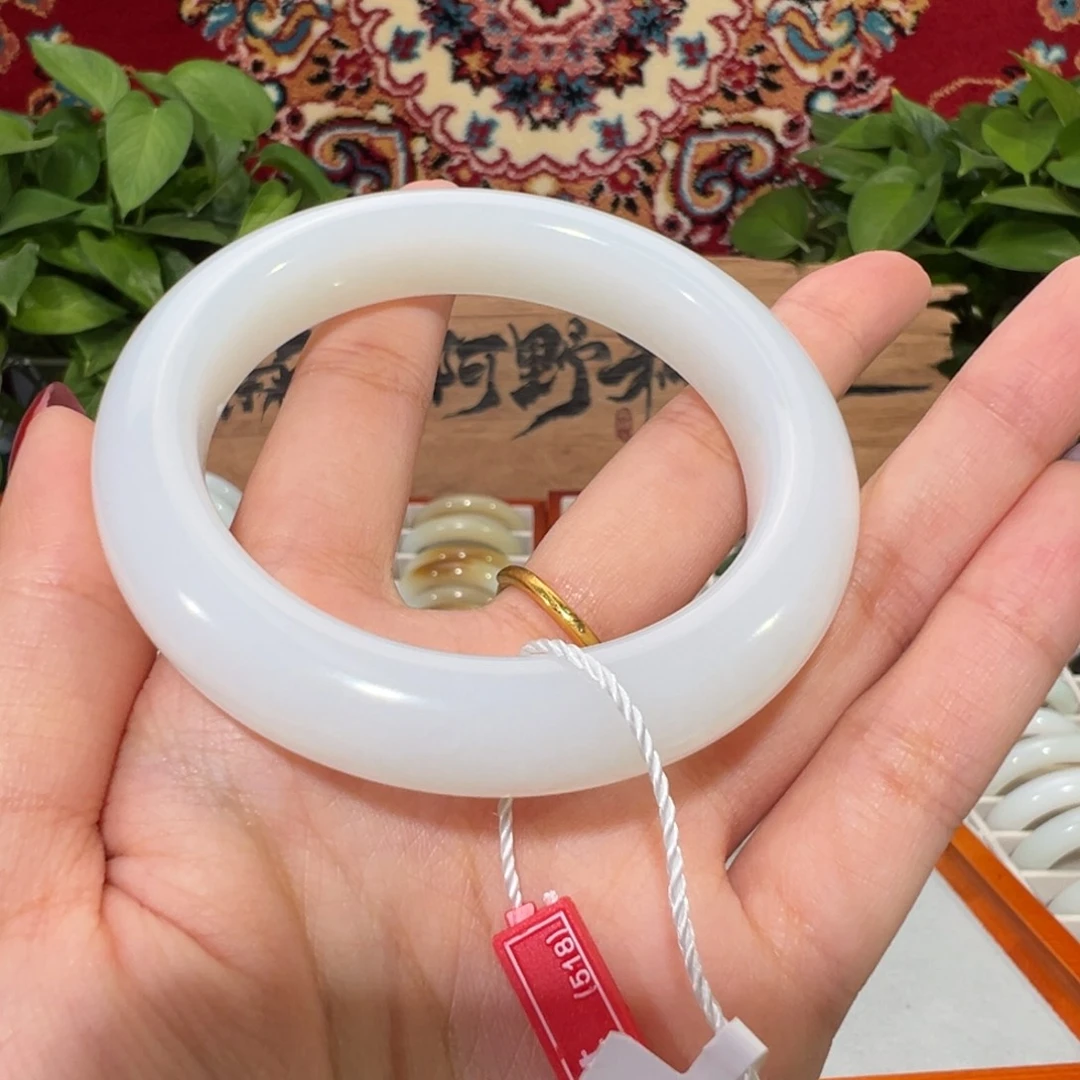 未镶嵌手镯和田玉（白玉）新疆羊脂白玉