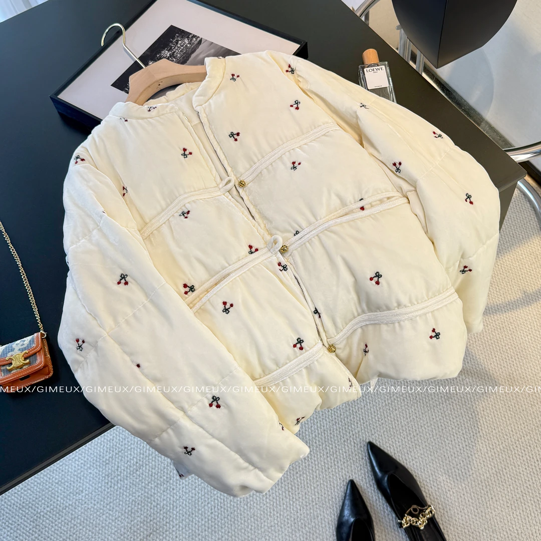 新中式甜美樱桃刺绣丝绒羽绒服女短款温柔风气质加厚外套2025冬季