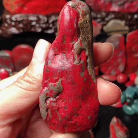 昌化鸡血石昌化鸡血石原石