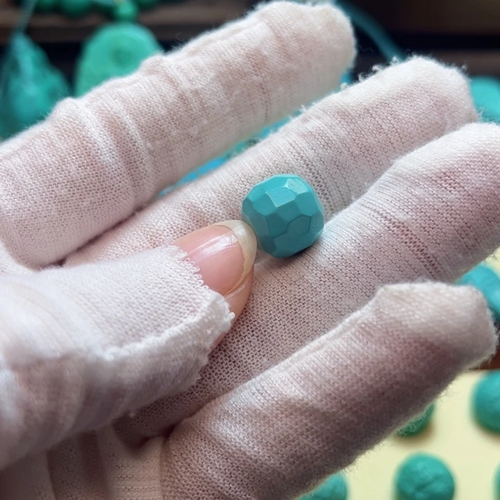 石材绿色雕刻直径卡12+