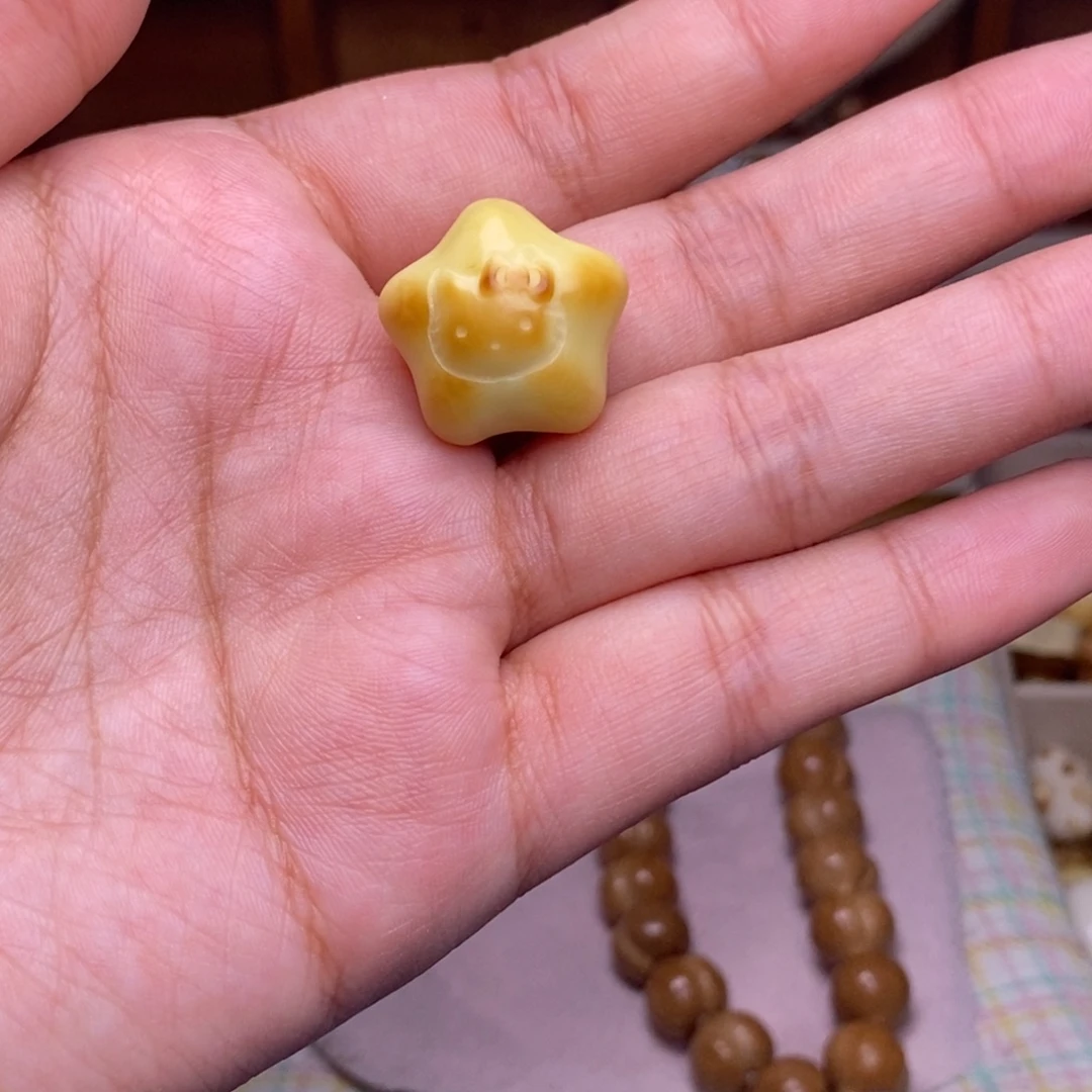 尘***埃猴头核桃吊坠牙果星星