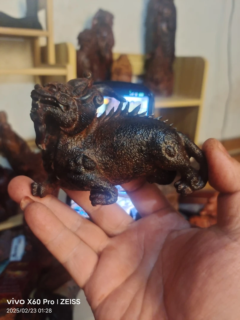 纯手工雕刻小貔貅