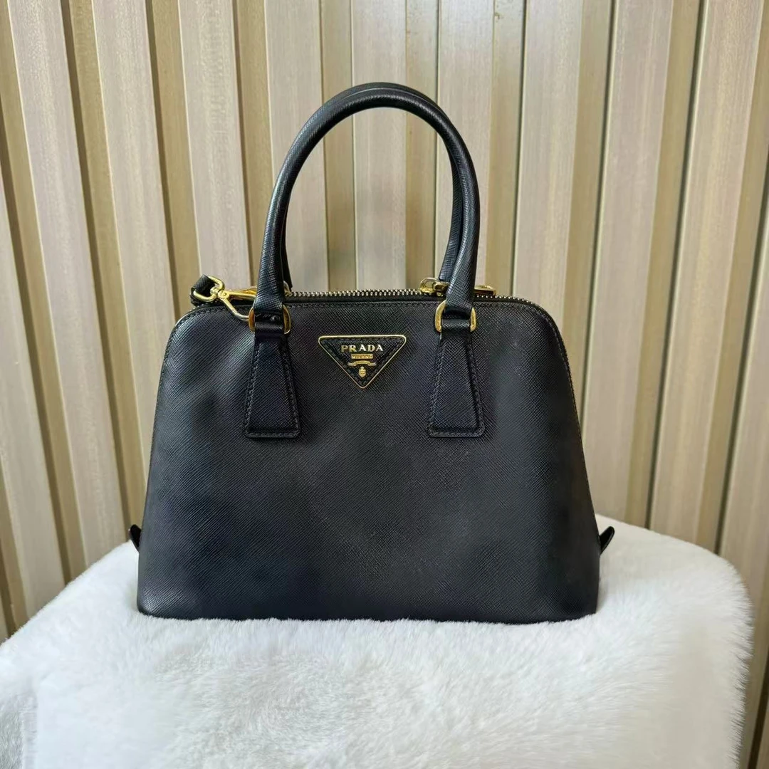 95新 Prada/普拉达 黑色贝壳手提斜挎包/896815/晓晓