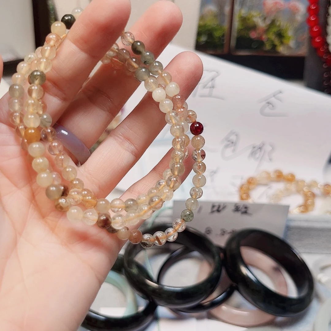 石英质玉手镯未镶嵌