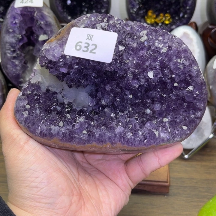 未镶嵌大型摆件（非配饰）水晶方解石