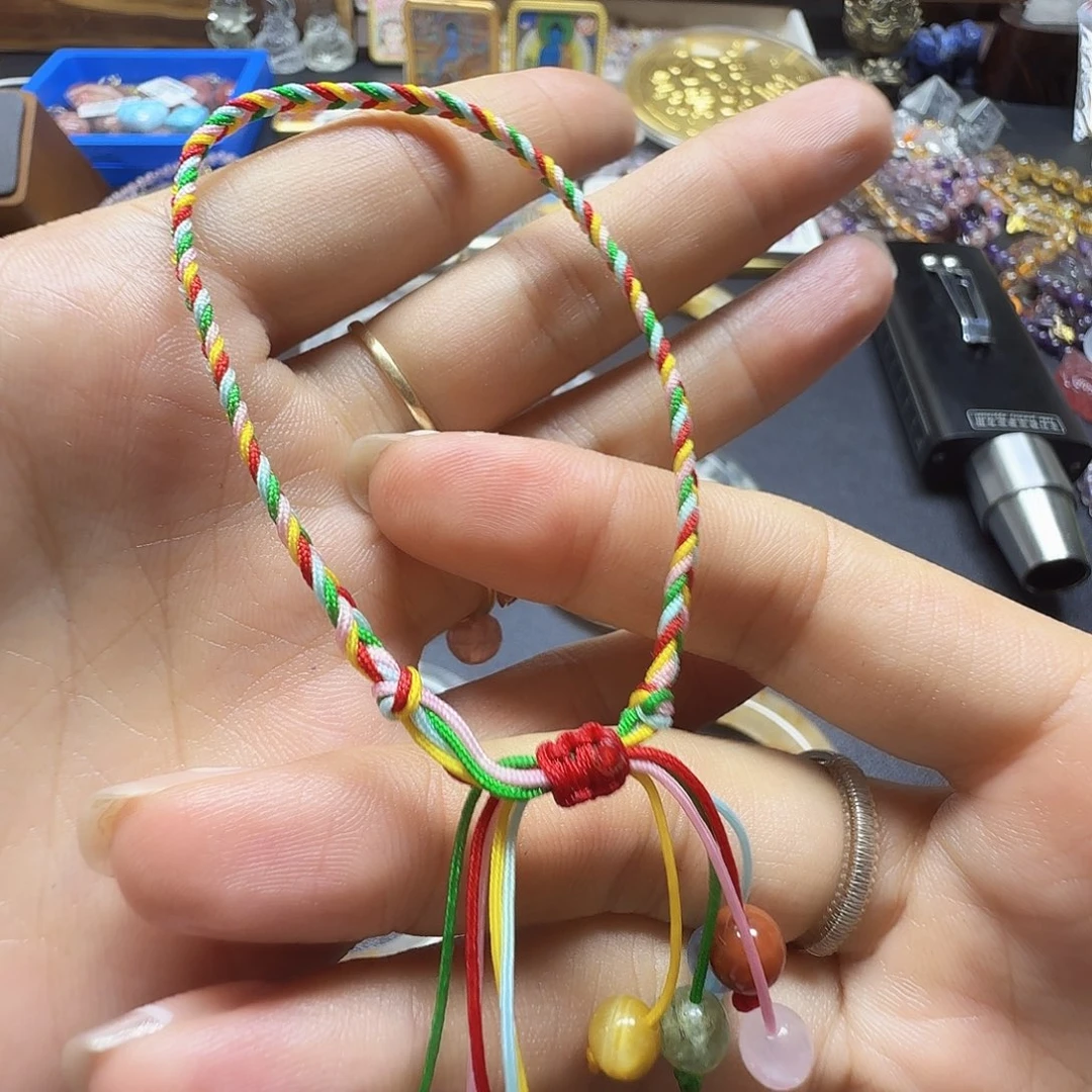 水晶手链未镶嵌五彩绳（随机发