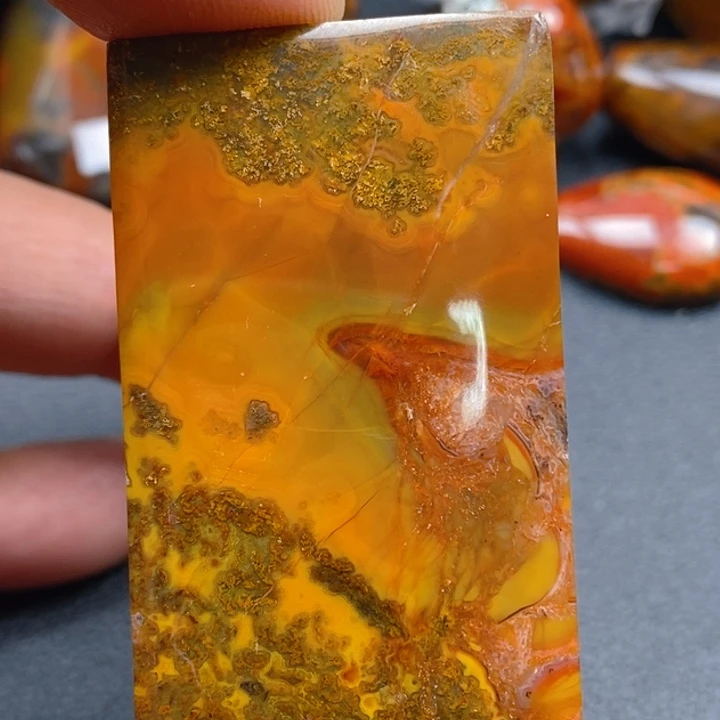 玛瑙/玉髓颈饰未镶嵌好***产