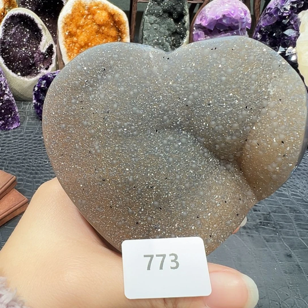 紫晶未镶嵌珠宝半成品