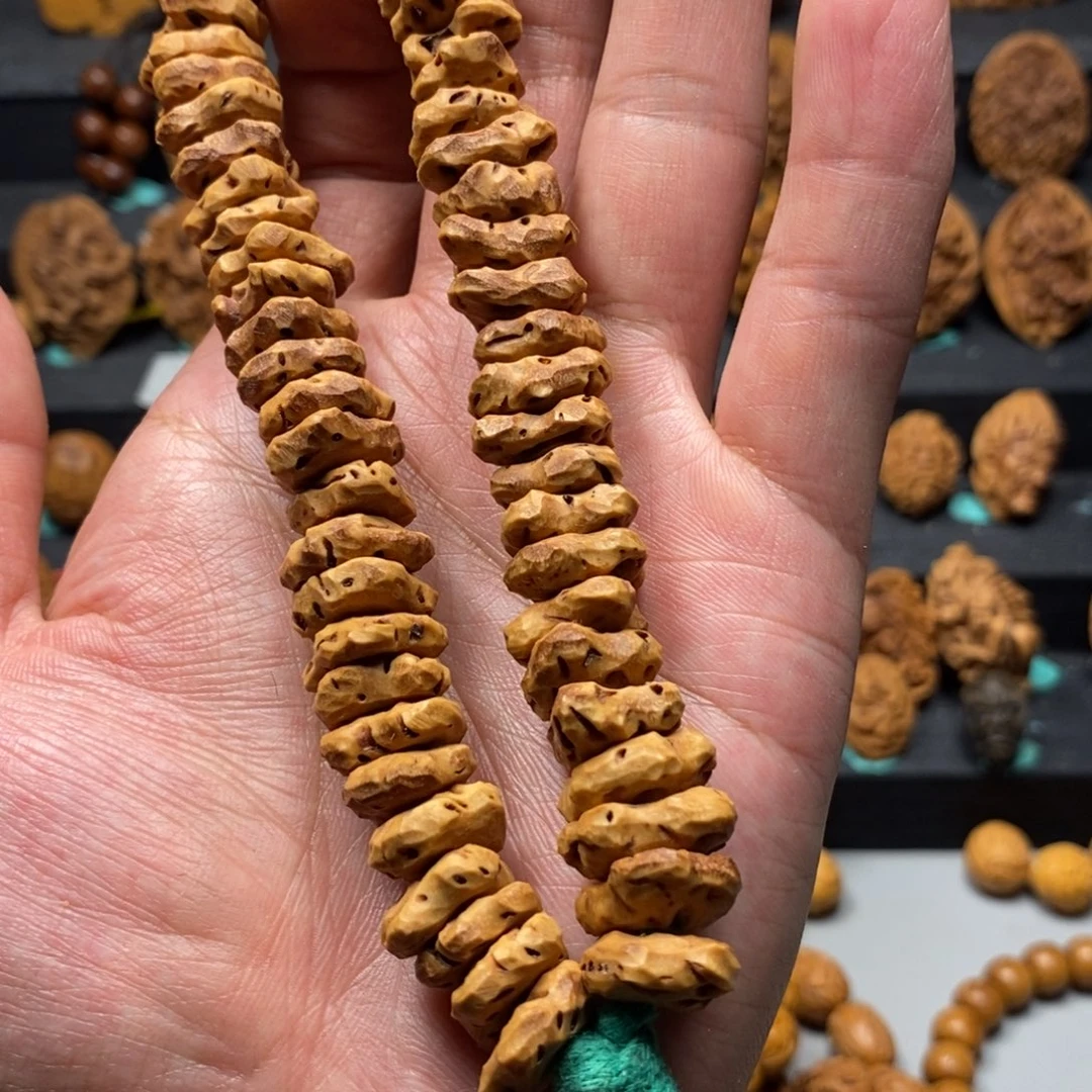 桃核雕刻刀痕无相