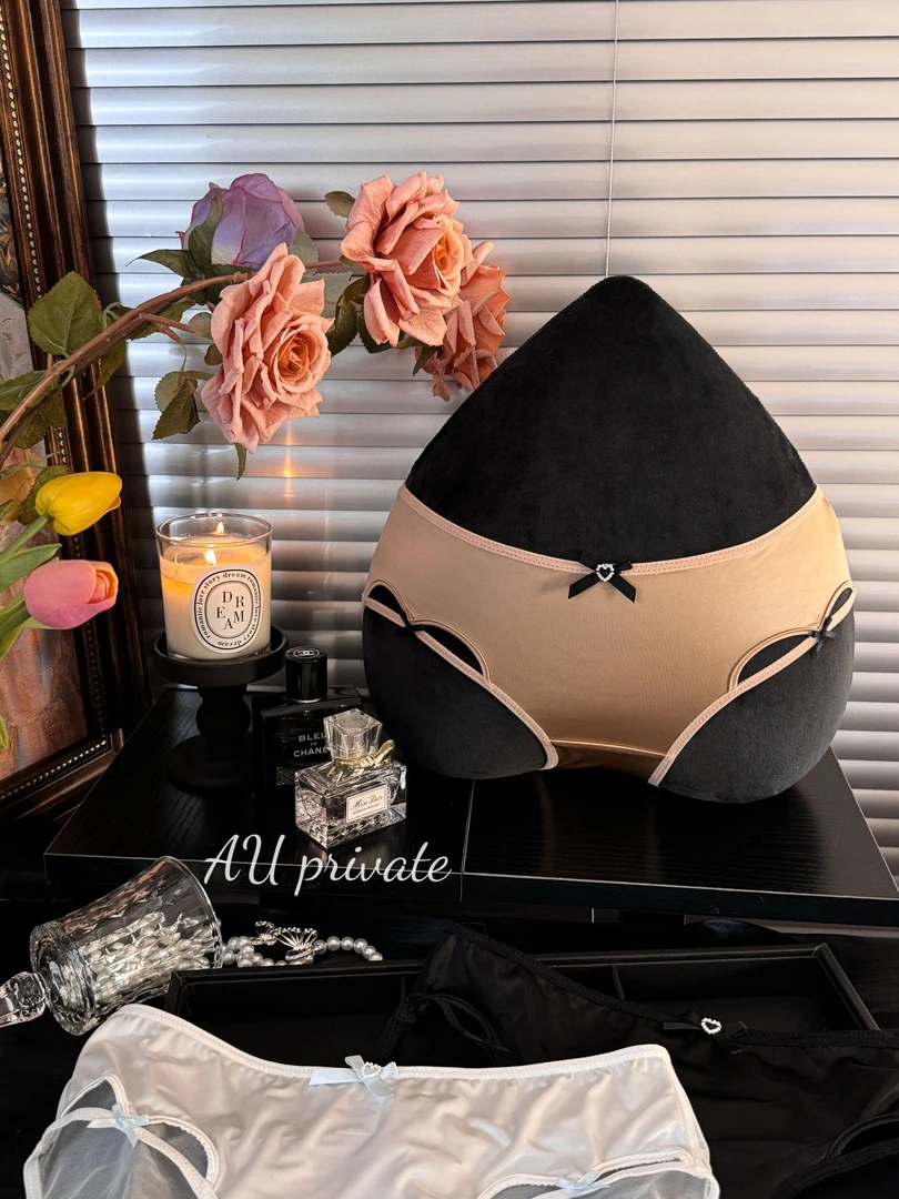 法式高级缎面软蕾丝镂空时尚透气珍珠蝴蝶结内裤