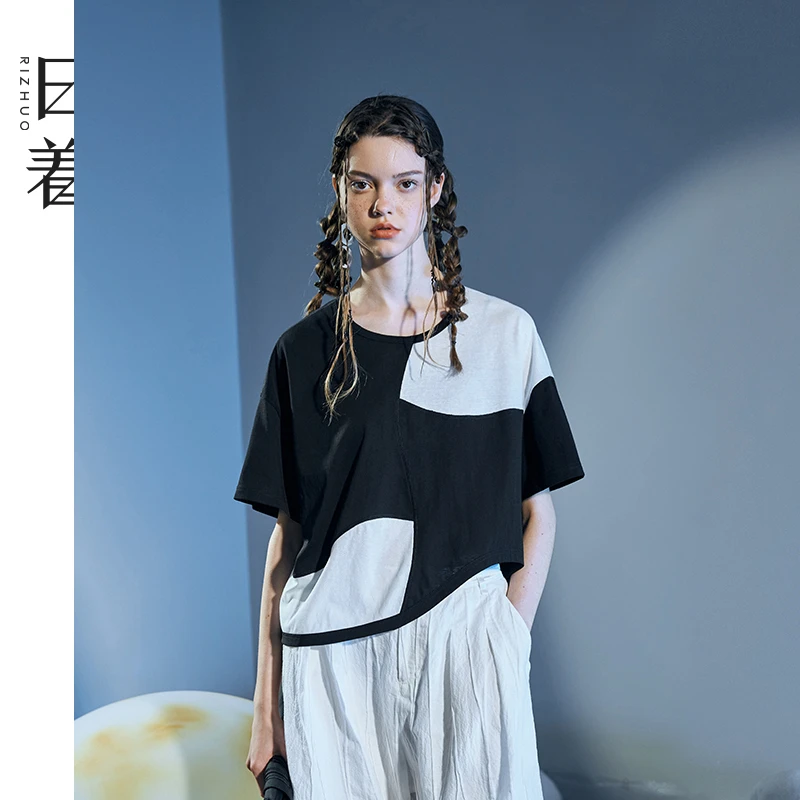 日着原创设计2025春新款圆领趣味拼接宽松洋气短袖棉t恤RD2611T2
