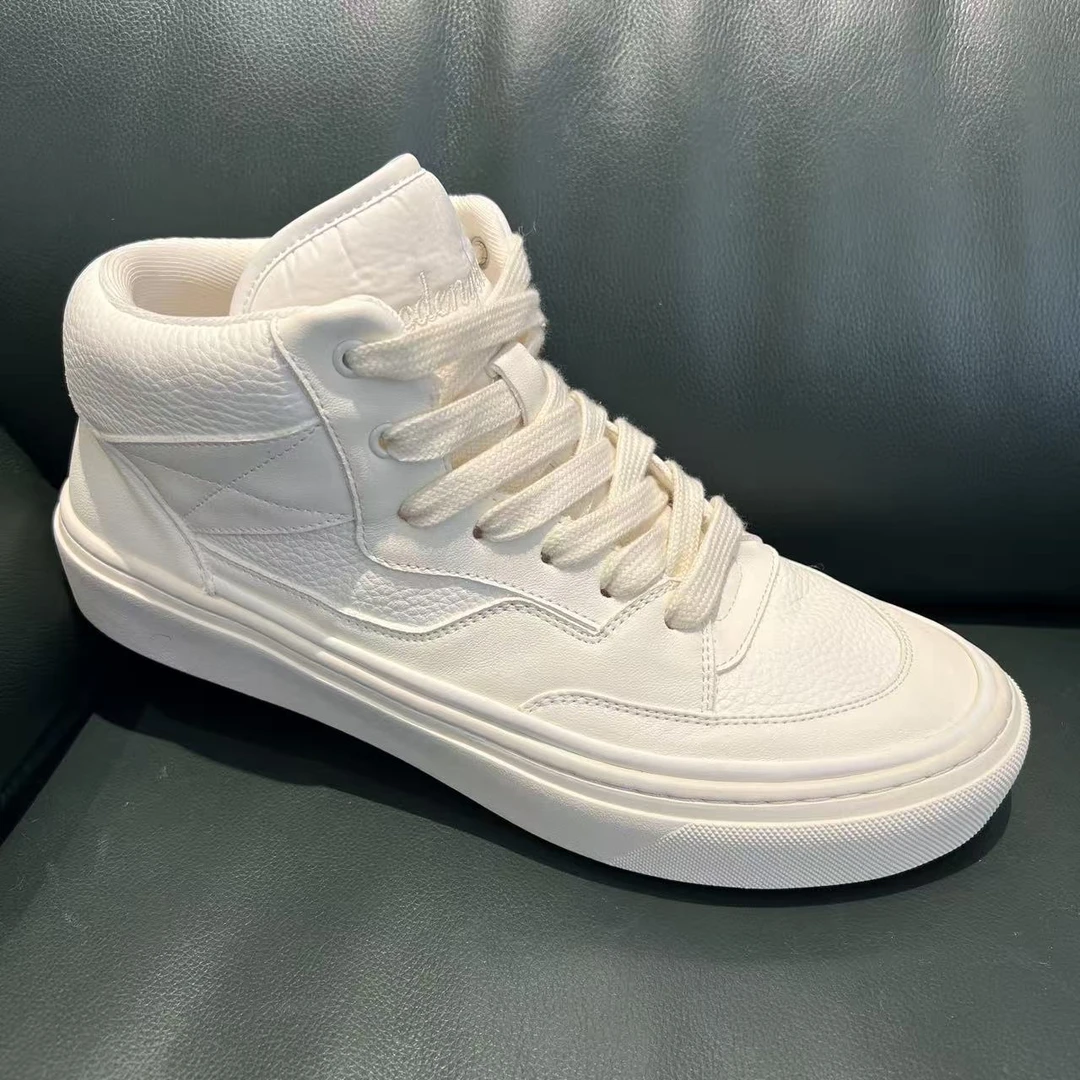 休闲防滑耐磨舒适男款小白鞋休闲运动鞋百搭中帮时尚潮鞋2836米白