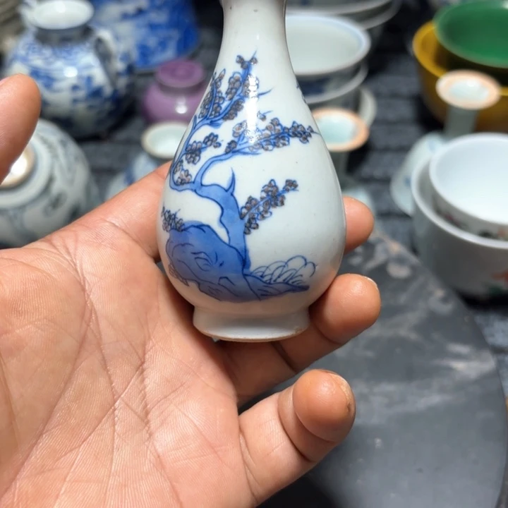 瓶泽*一个青花的一个瓶