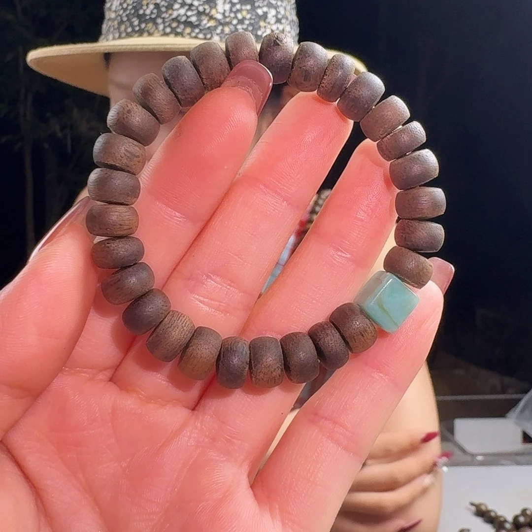 沉香香囊沉香菩萨棋苹果珠卡08发一绿松