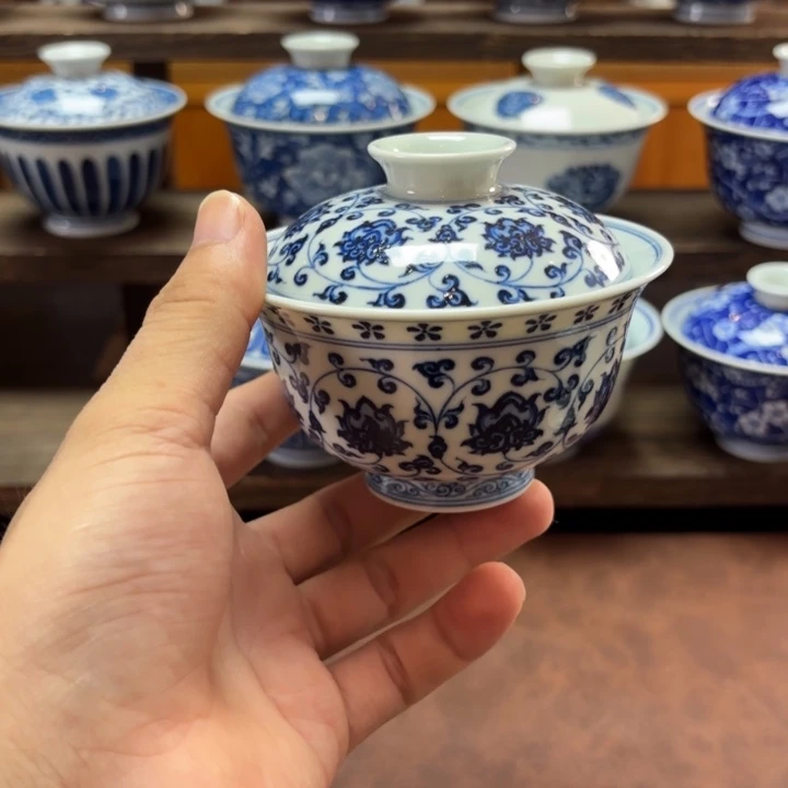 狗***哥景德镇纯手工手绘缠枝莲盖碗
