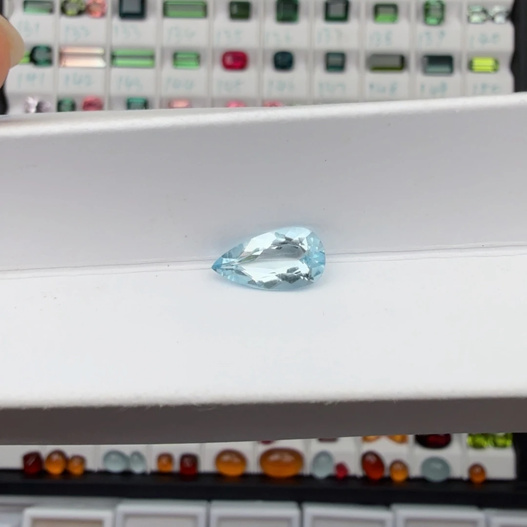 裸石海蓝宝石天然1.38克拉