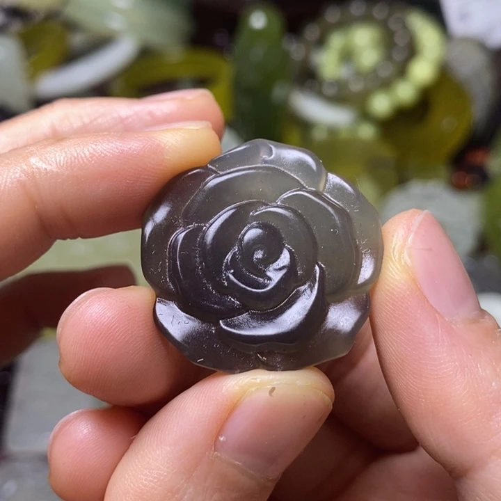 岫玉岫玉颈饰未镶嵌