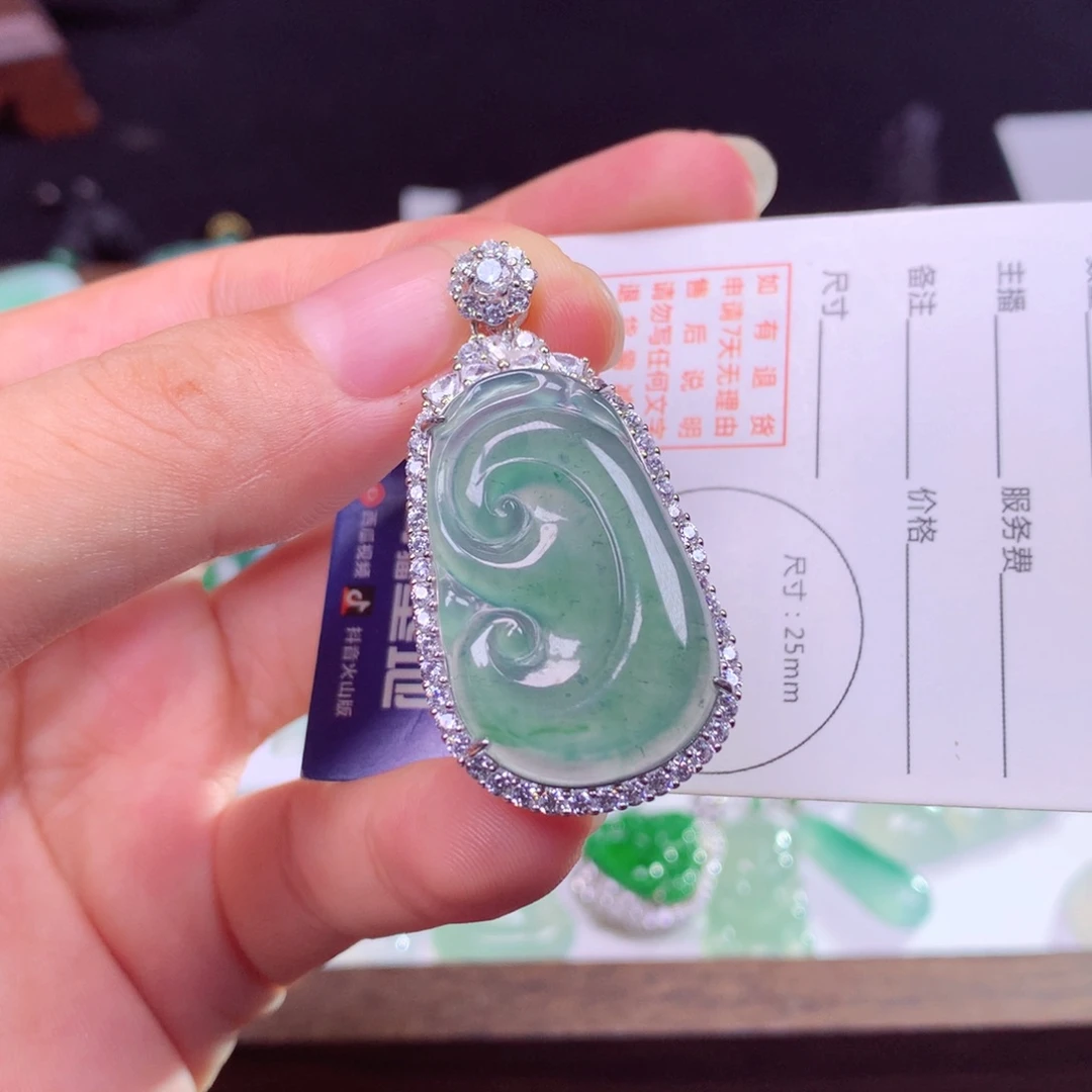 颈饰银S925镶嵌翡翠翡翠