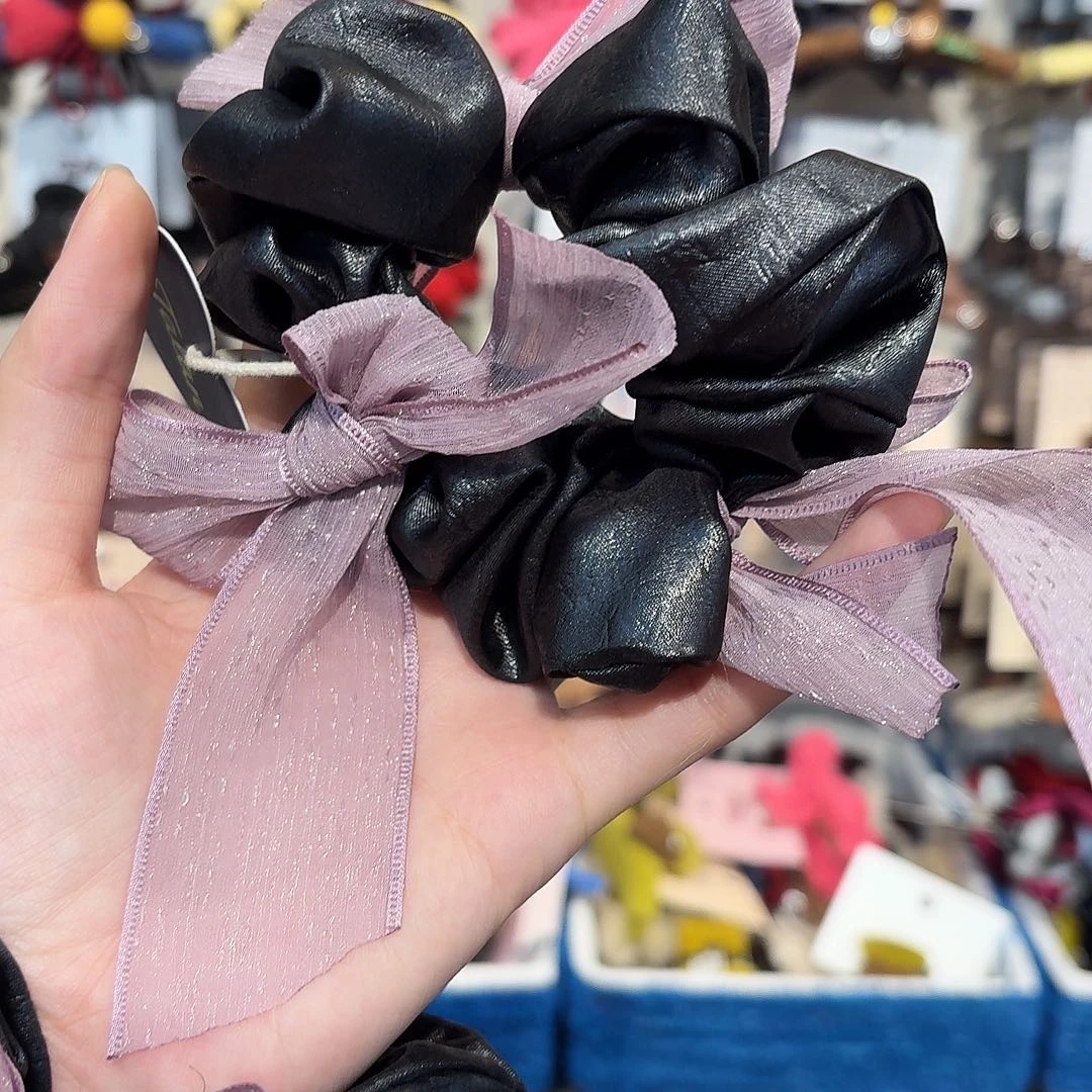 布艺非金属黑色皮紫蝴蝶结发圈