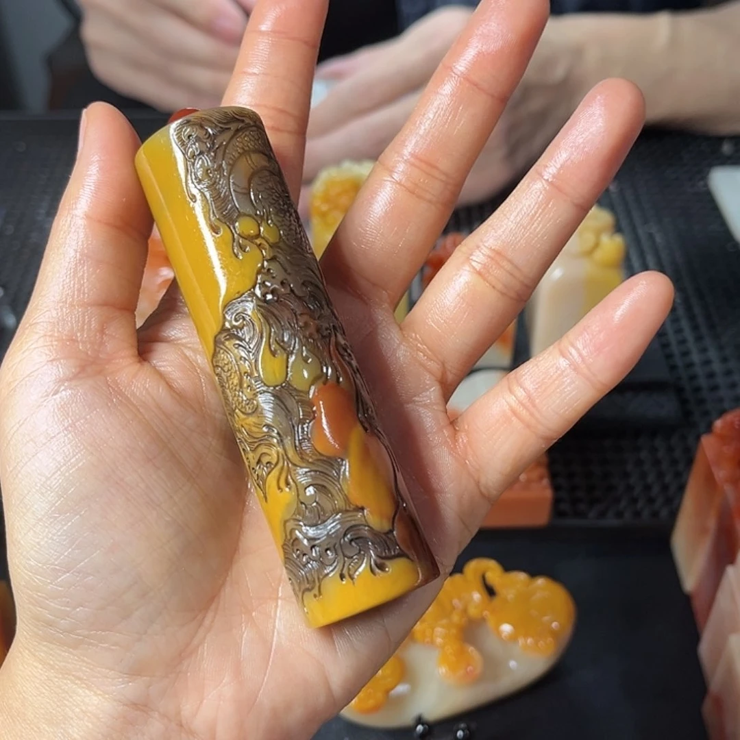 寿山石印石这个点睡起来都