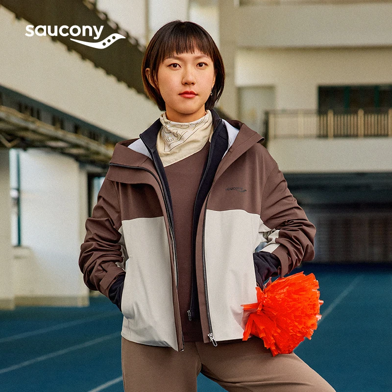 新年战袍索康尼女子户外跑步运动三合一外套保暖舒适夹克