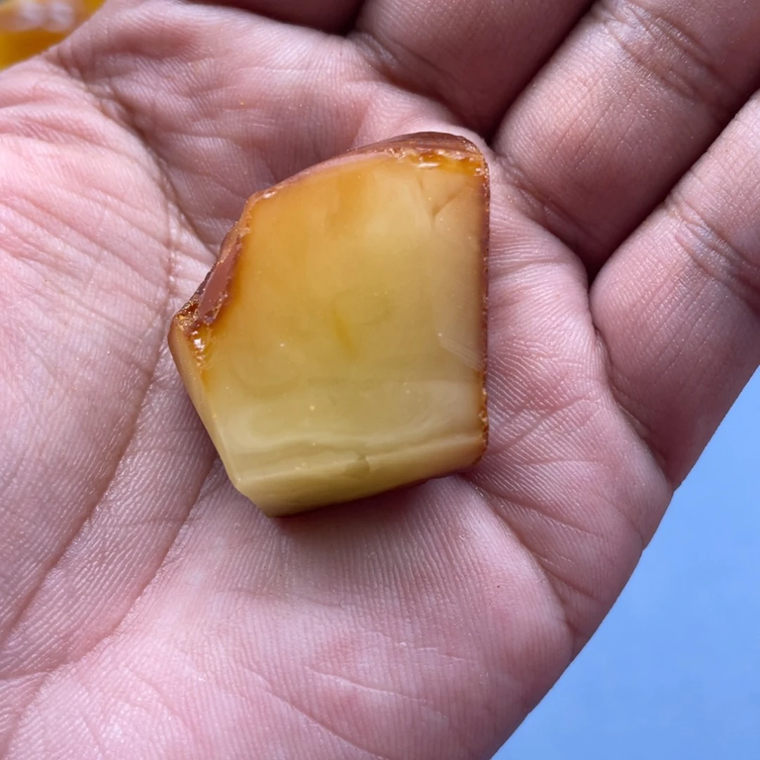 定制琥珀未镶嵌蜜蜡定制