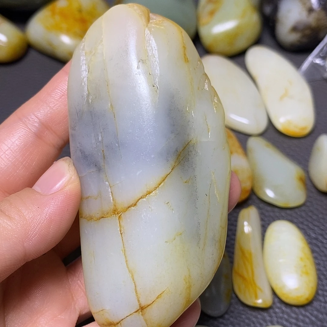 未镶嵌和田玉挂件