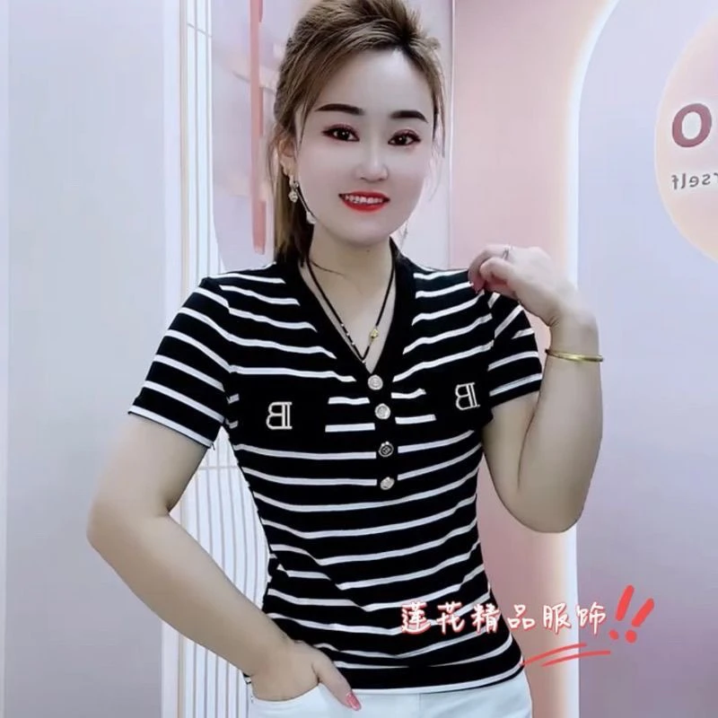 欧货春夏洋气小衫条纹V领重工B标美扣弹力短袖T恤打底衫时尚爆款