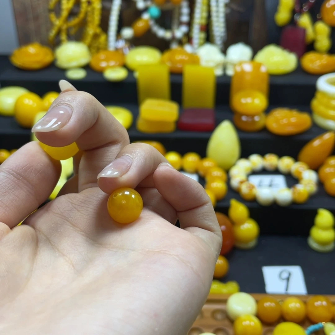 子***3鸡油黄卡12单珠一颗