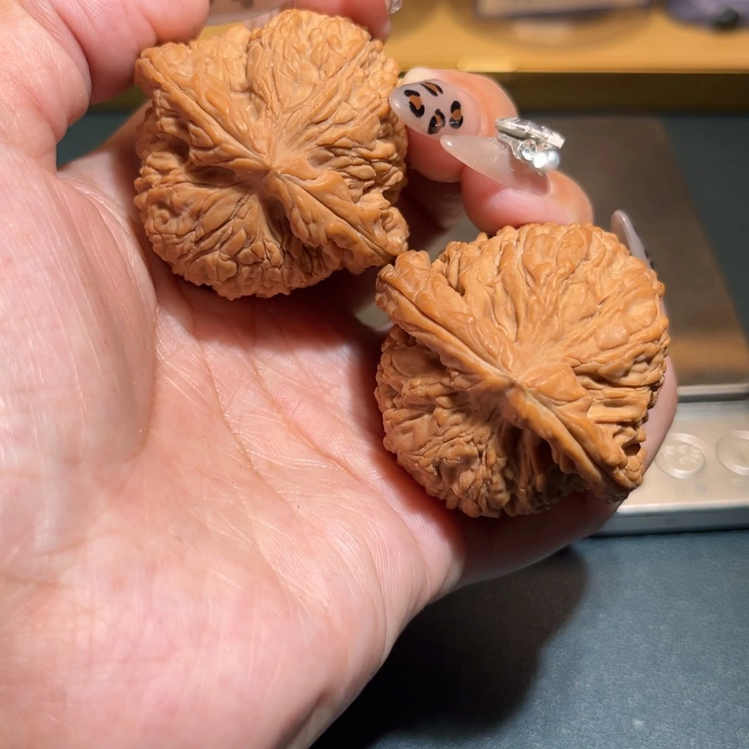 文玩核桃吊坠南疆45