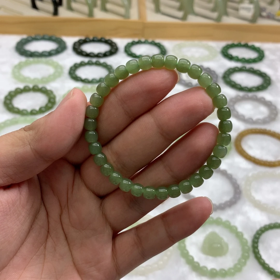 未镶嵌手串和田玉（直切湖水绿6）